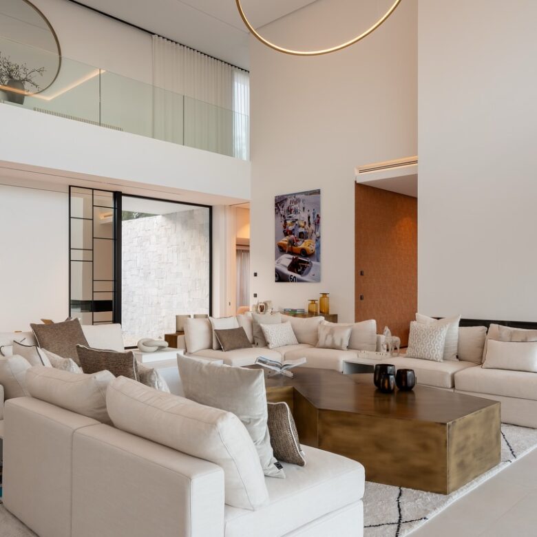MODERN VILLA FOR SALE – EL MADROÑAL, BENAHAVÍS ,  Gated & Panoramic Sea Views 🇪🇸