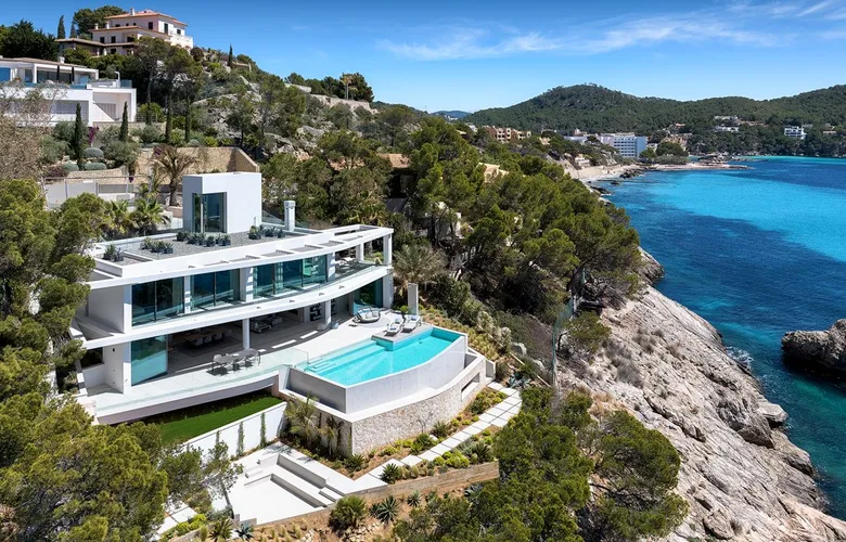 For sale 🇪🇸 A Modern – Masterpiece in Port Andratx – Seaviews