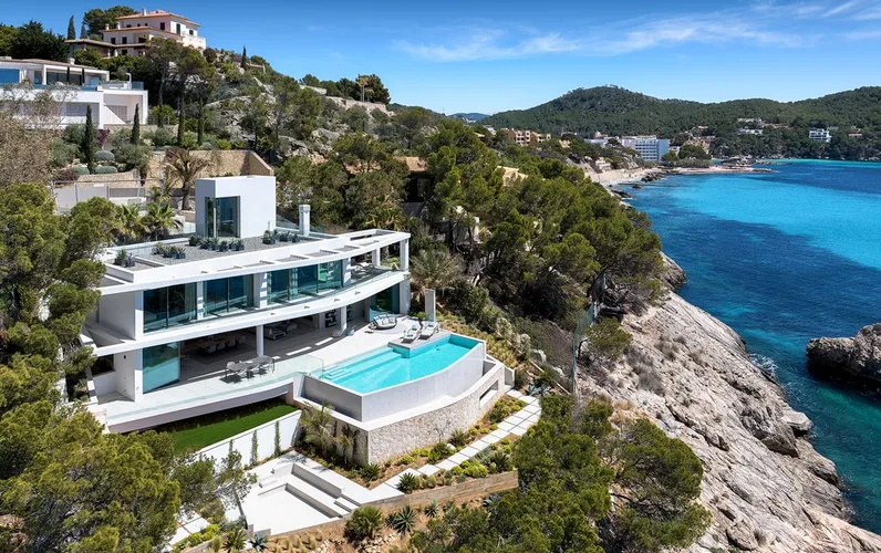 76f008b1-332c-4964-a7de-c0a1c695fec2 For sale πͺπΈ A Modern – Masterpiece in Port Andratx – Seaviews