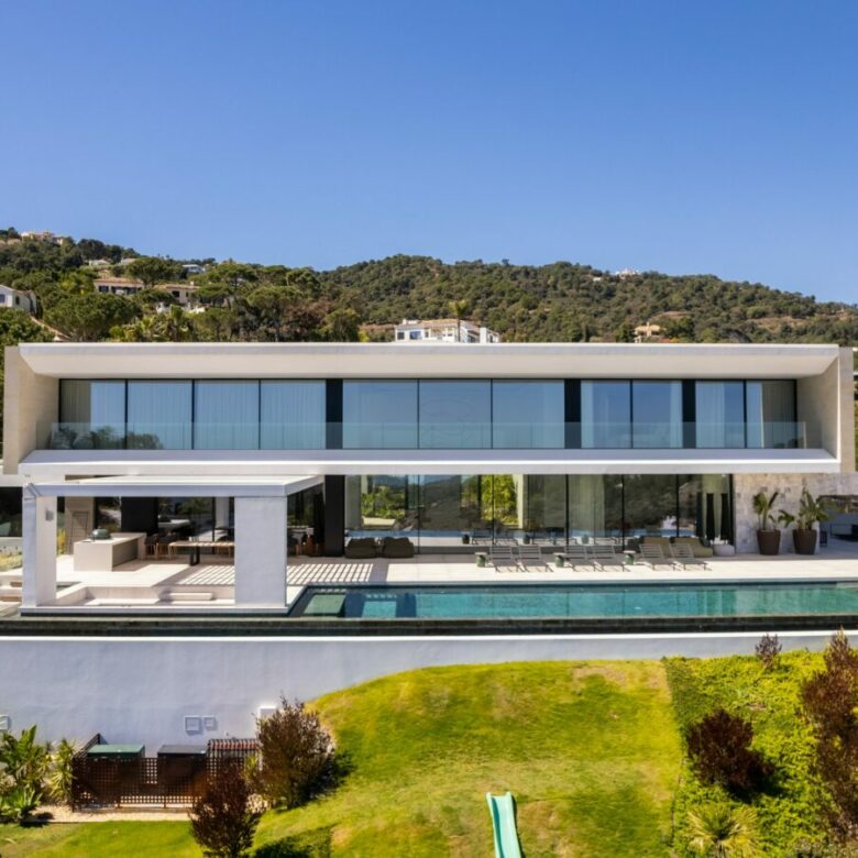 MODERN VILLA FOR SALE – EL MADROÑAL, BENAHAVÍS ,  Gated & Panoramic Sea Views 🇪🇸