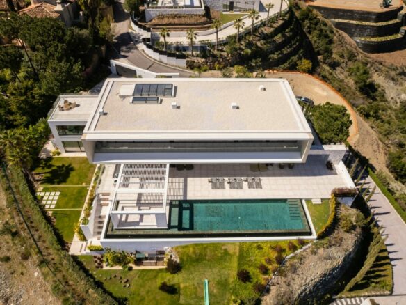 MODERN VILLA FOR SALE – EL MADROÑAL, BENAHAVÍS ,  Gated & Panoramic Sea Views 🇪🇸