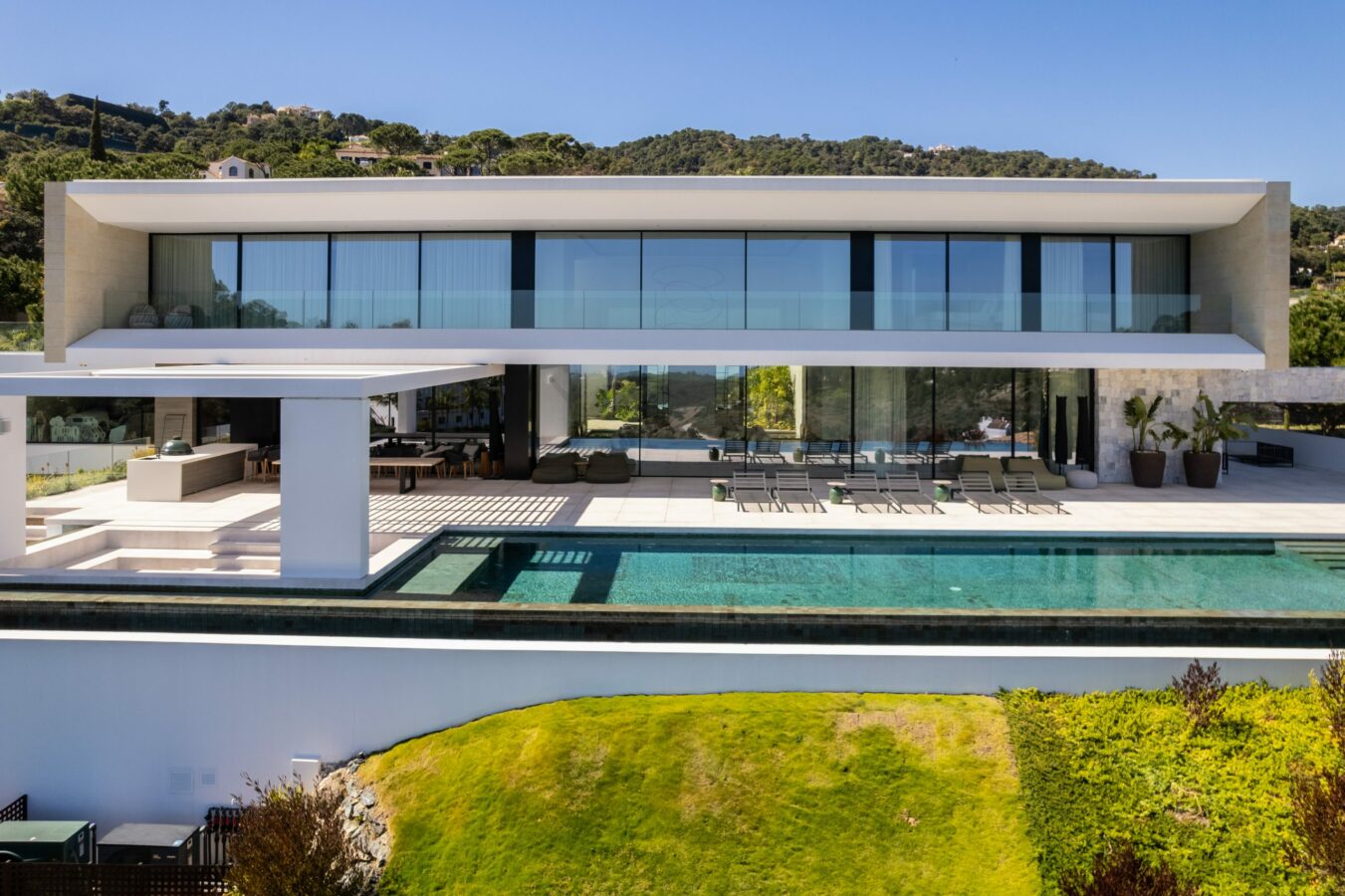 DJI_0126-copia-scaled MODERN VILLA FOR SALE – EL MADROÑAL, BENAHAVÍS , Gated & Panoramic Sea Views 🇪🇸