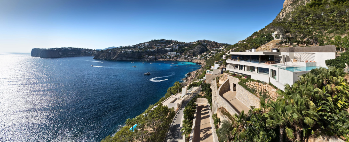 For sale 🇪🇸 A Modern – Masterpiece in Port Andratx – Seaviews