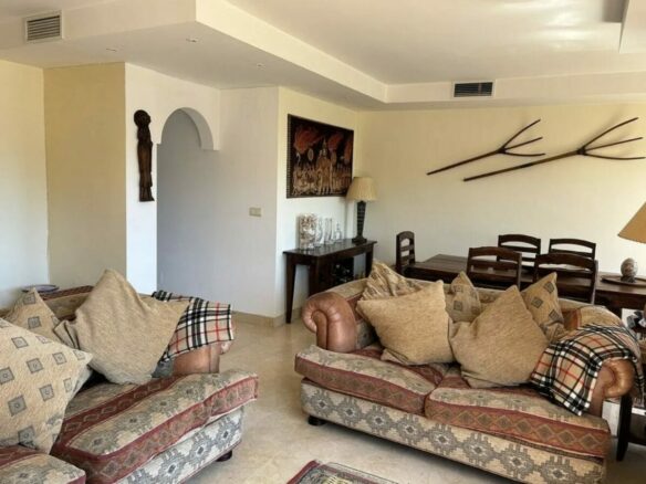 For sale 🇪🇸 Marbella’s Golden Mile – Beachside 3-Bed Apartment 🌴🏖️ Sea views 