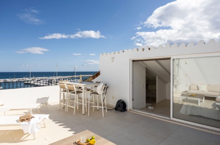 For Sale: Puerto Banús Duplex Penthouse with Stunning Views of the Port & Sea 🌴🏖️🇪🇸✨