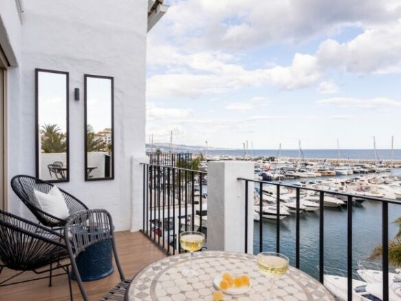 For Sale: Puerto Banús Duplex Penthouse with Stunning Views of the Port & Sea 🌴🏖️🇪🇸✨