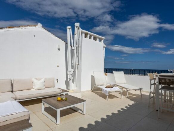 For Sale: Puerto Banús Duplex Penthouse with Stunning Views of the Port & Sea 🌴🏖️🇪🇸✨
