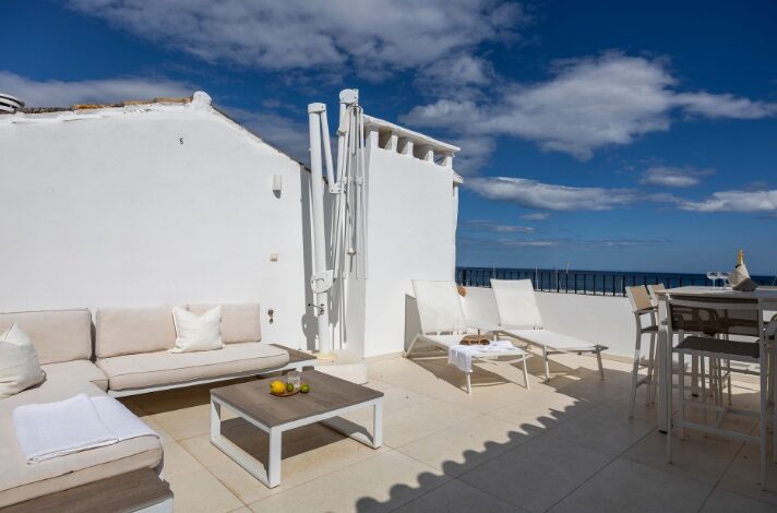 For Sale: Puerto Banús Duplex Penthouse with Stunning Views of the Port & Sea 🌴🏖️🇪🇸✨