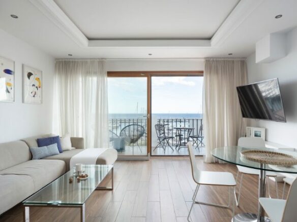 For Sale: Puerto Banús Duplex Penthouse with Stunning Views of the Port & Sea 🌴🏖️🇪🇸✨
