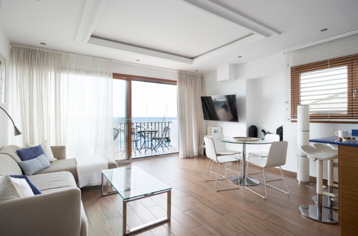 For Sale: Puerto Banús Duplex Penthouse with Stunning Views of the Port & Sea 🌴🏖️🇪🇸✨