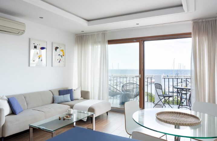 For Sale: Puerto Banús Duplex Penthouse with Stunning Views of the Port & Sea 🌴🏖️🇪🇸✨