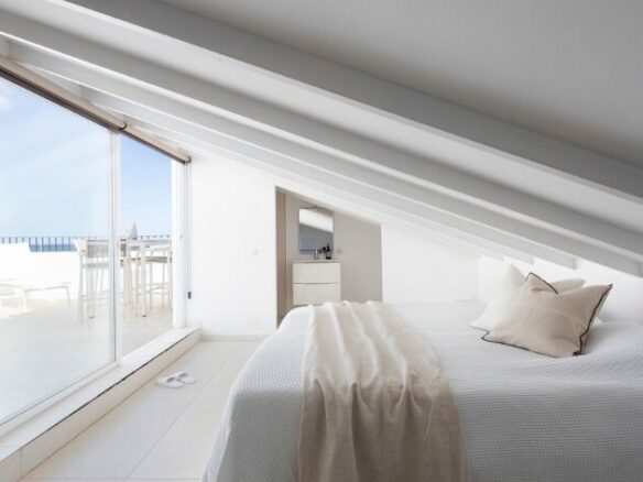 For Sale: Puerto Banús Duplex Penthouse with Stunning Views of the Port & Sea 🌴🏖️🇪🇸✨