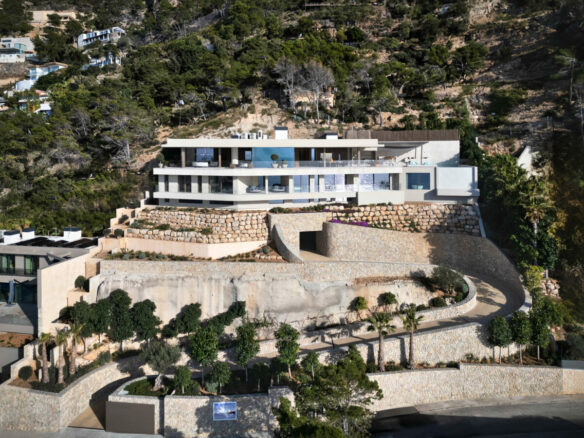 For sale 🇪🇸 A Modern – Masterpiece in Port Andratx – Seaviews