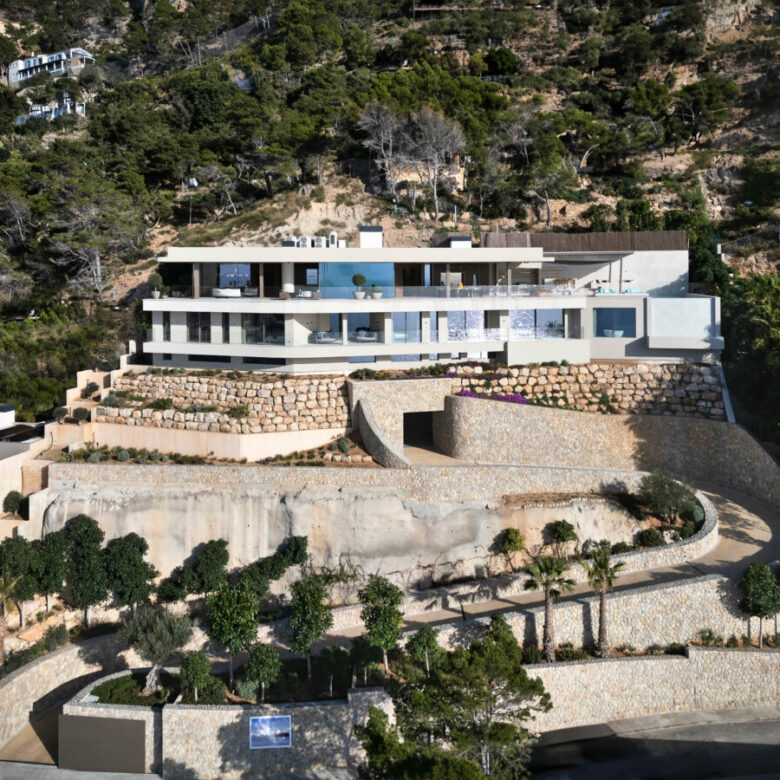For sale 🇪🇸 A Modern – Masterpiece in Port Andratx – Seaviews