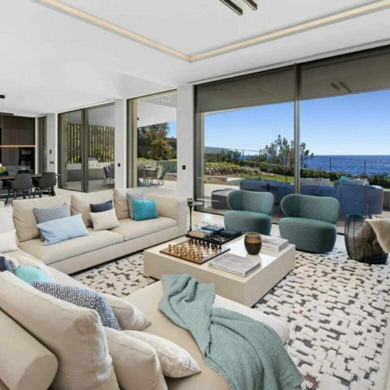 🇪🇸 Modern Sea-Front Dream Home – Nova Santa Ponsa, Mallorca 🌊✨