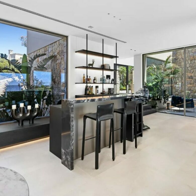 🇪🇸 Modern Sea-Front Dream Home – Nova Santa Ponsa, Mallorca 🌊✨