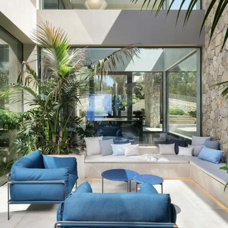 🇪🇸 Modern Sea-Front Dream Home – Nova Santa Ponsa, Mallorca 🌊✨