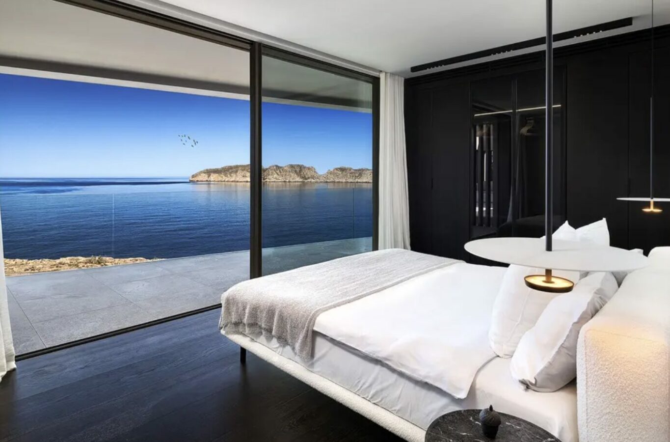 🇪🇸 Modern Sea-Front Dream Home – Nova Santa Ponsa, Mallorca 🌊✨
