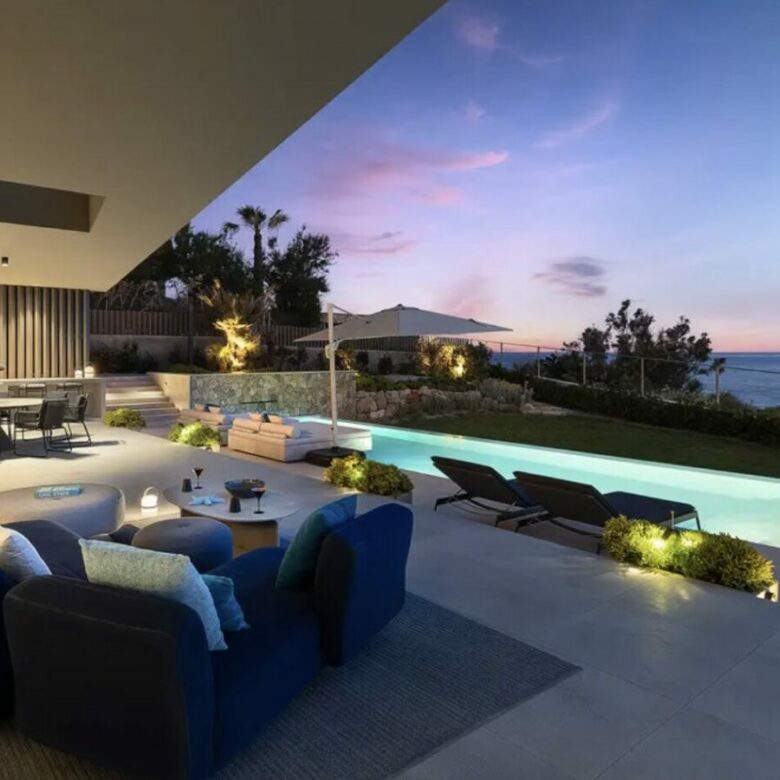 🇪🇸 Modern Sea-Front Dream Home – Nova Santa Ponsa, Mallorca 🌊✨