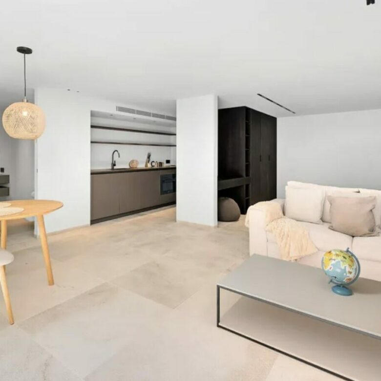 🇪🇸 Modern Sea-Front Dream Home – Nova Santa Ponsa, Mallorca 🌊✨