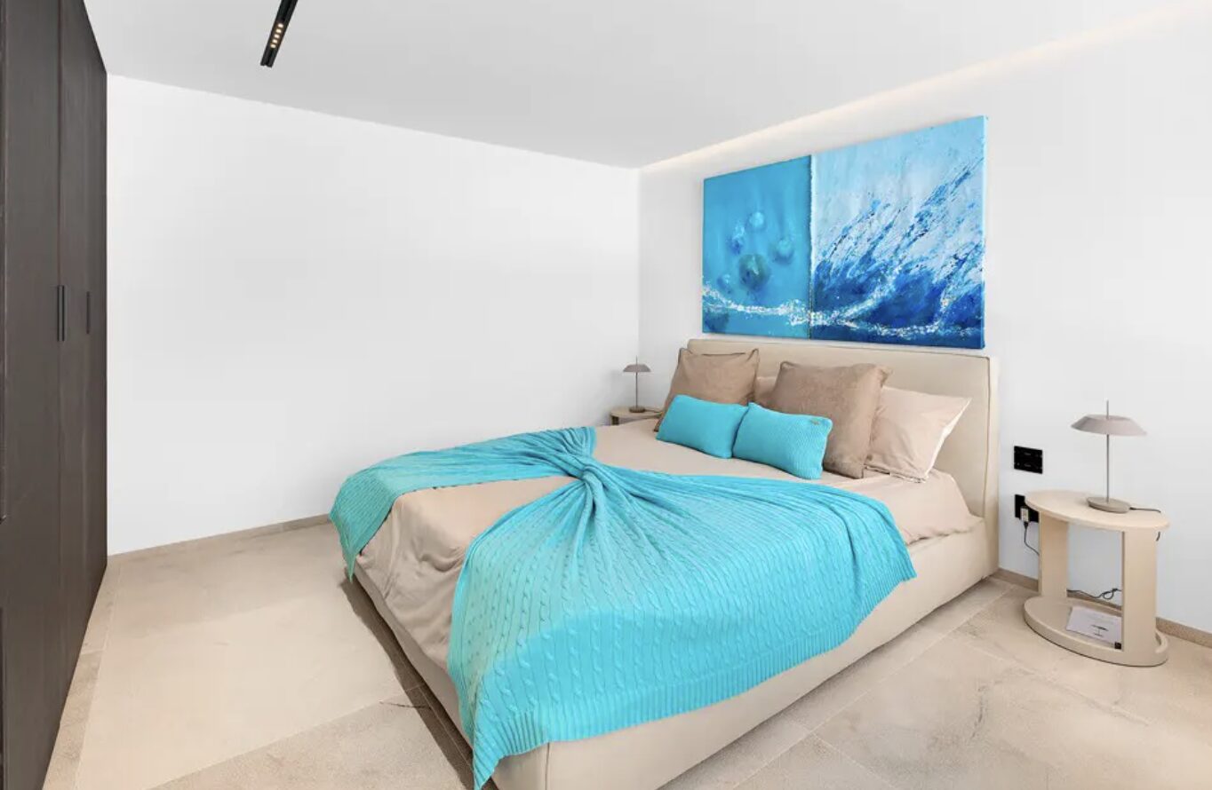 🇪🇸 Modern Sea-Front Dream Home – Nova Santa Ponsa, Mallorca 🌊✨