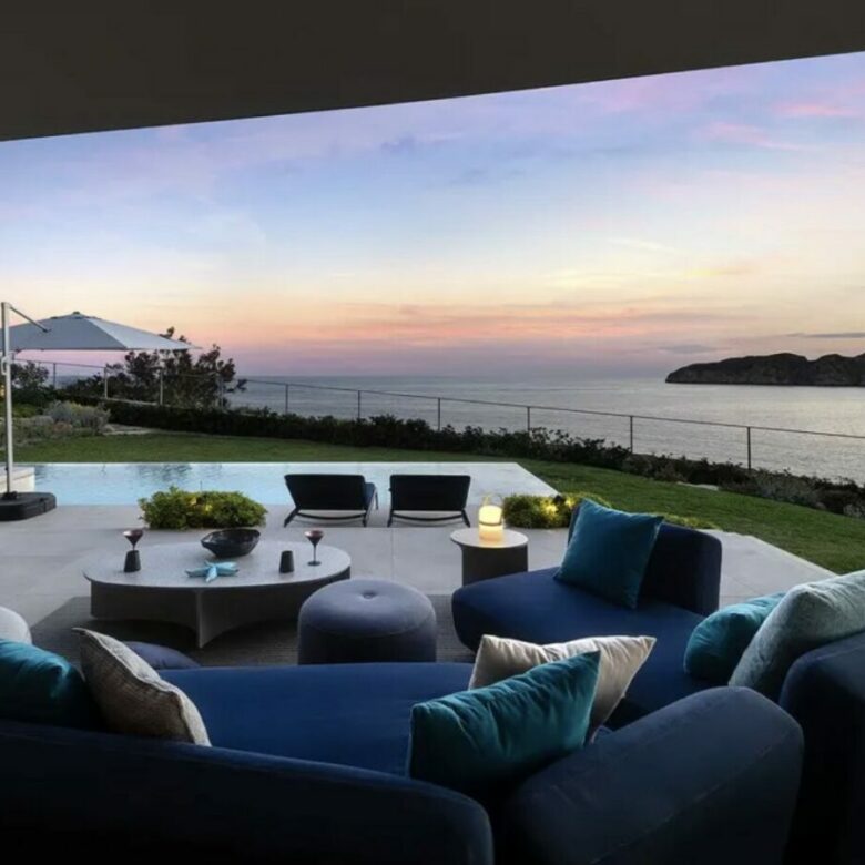 🇪🇸 Modern Sea-Front Dream Home – Nova Santa Ponsa, Mallorca 🌊✨