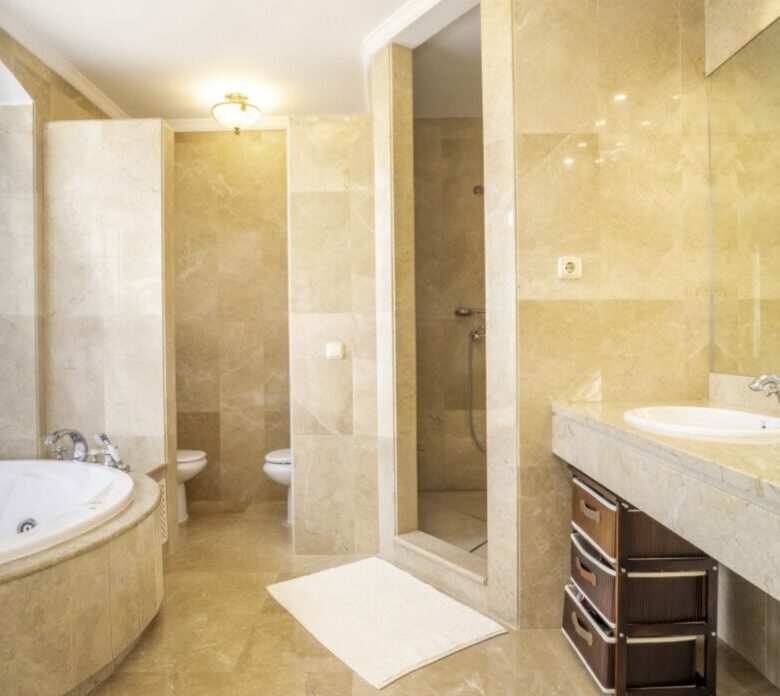 LUXURY VILLA-STYLE TOWNHOUSE FOR SALE – PRIME ALOHA LOCATION 🌴🇪🇸