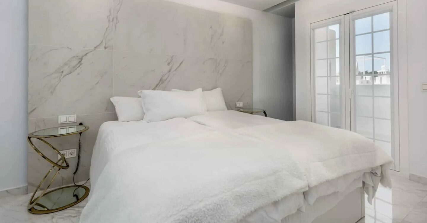   RENOVATED TOWNHOUSE FOR SALE – ELEVATED GOLF VALLEY VIEWS 🏖️🇪🇸 ⛳ Nueva Andalucía, Marbella