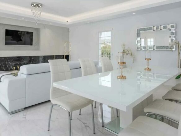   RENOVATED TOWNHOUSE FOR SALE – ELEVATED GOLF VALLEY VIEWS 🏖️🇪🇸 ⛳ Nueva Andalucía, Marbella