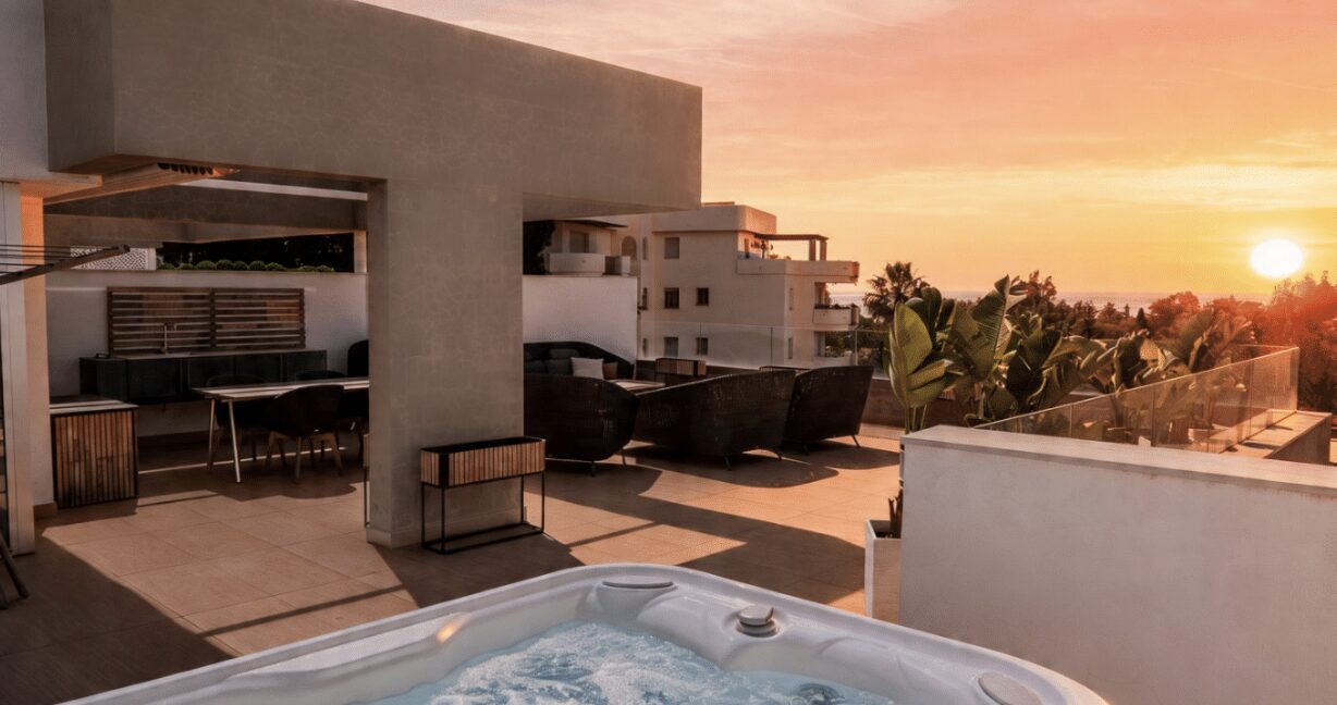 For Sale: Fantastic Luxury Duplex Penthouse – Walking Distance to Puerto Banús & Beach – Nueva Andalucía, Marbella, Spain 🇪🇸