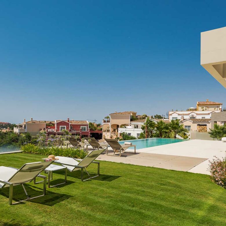 Nueva Andalucia modern villa blends ultra-contemporary design, large Super Cars Garage – Sea views Marbella, Spain 🇪🇸