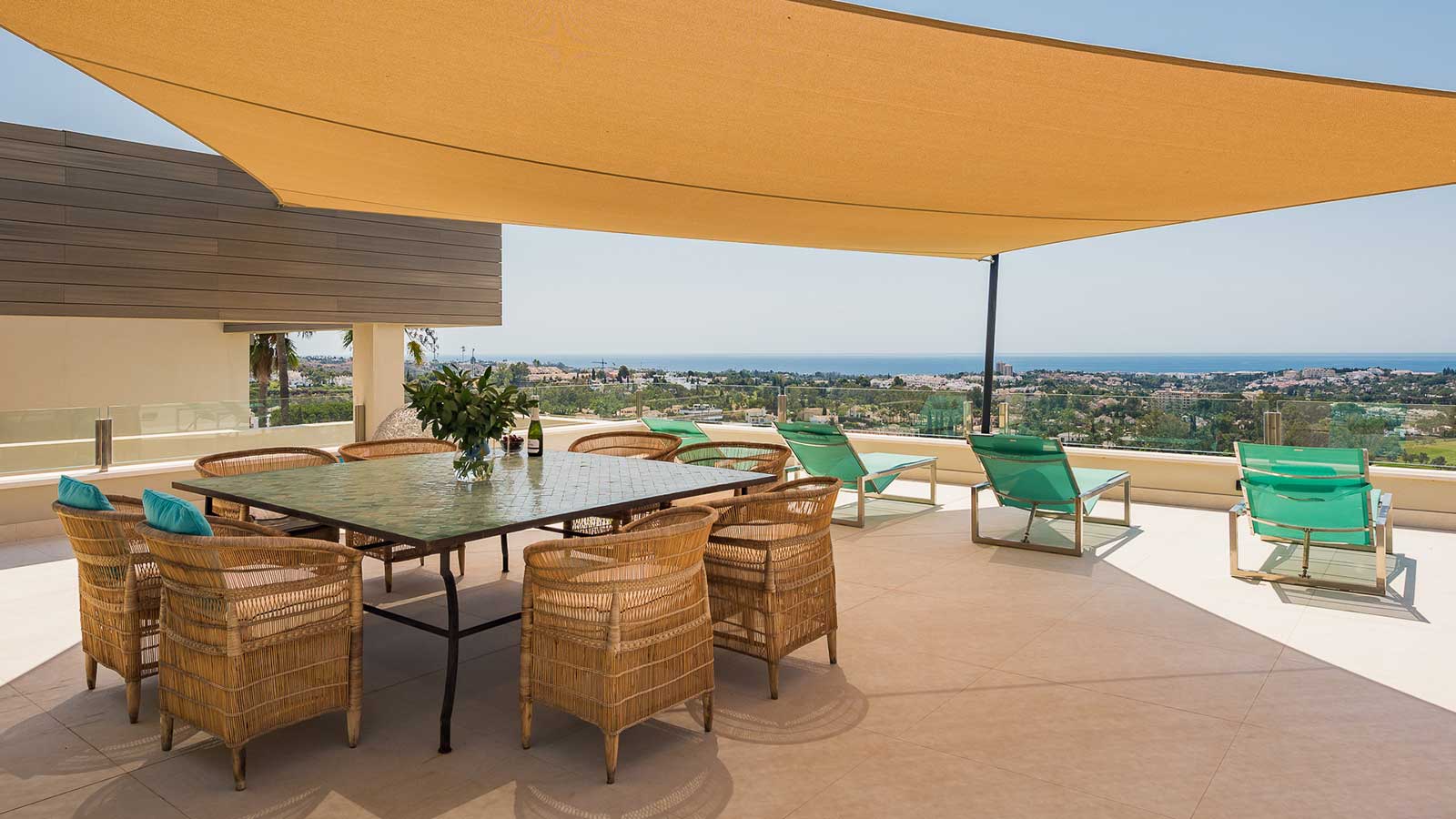 Nueva Andalucia modern villa blends ultra-contemporary design, large Super Cars Garage – Sea views Marbella, Spain 🇪🇸