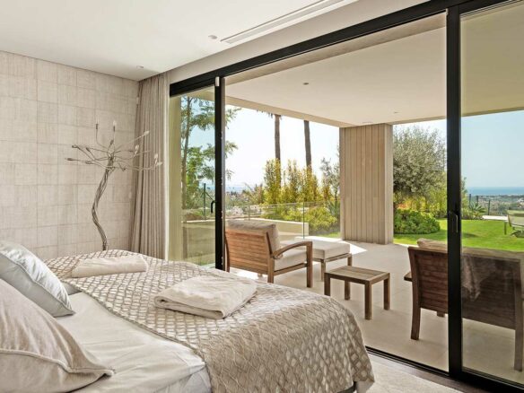 Nueva Andalucia modern villa blends ultra-contemporary design, large Super Cars Garage – Sea views Marbella, Spain 🇪🇸