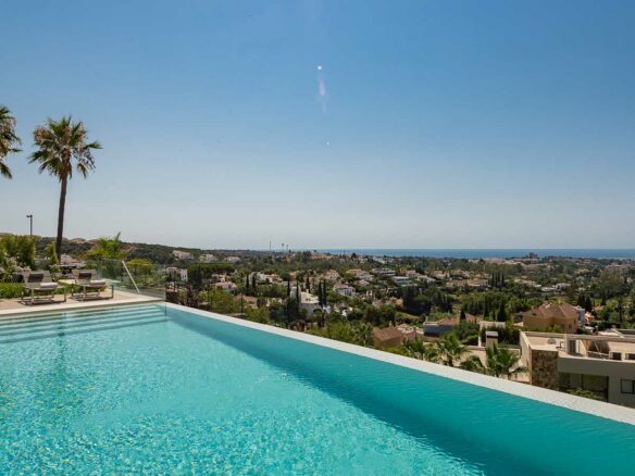 Nueva Andalucia modern villa blends ultra-contemporary design, large Super Cars Garage – Sea views Marbella, Spain 🇪🇸