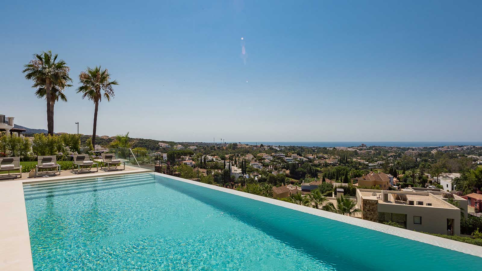 Nueva Andalucia modern villa blends ultra-contemporary design, large Super Cars Garage – Sea views Marbella, Spain 🇪🇸