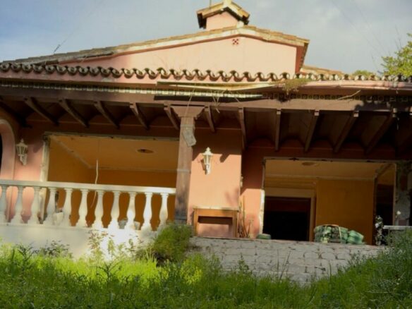 Villa to reform  – Puerto Banus 5min walk
