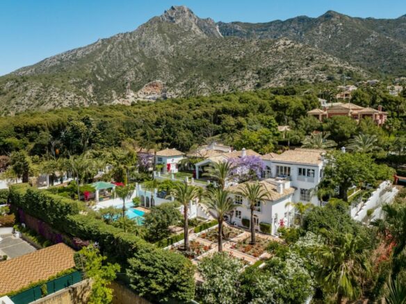 For Sale: Stunning Marbella-Style Luxury Villa – Sierra Blanca, Marbella 🇪🇸