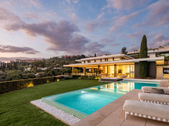 GATED • TURNKEY • MODERN SEA VIEW LUXURY VILLA FOR SALE ✨  🇪🇸 La Quinta, Benahavís