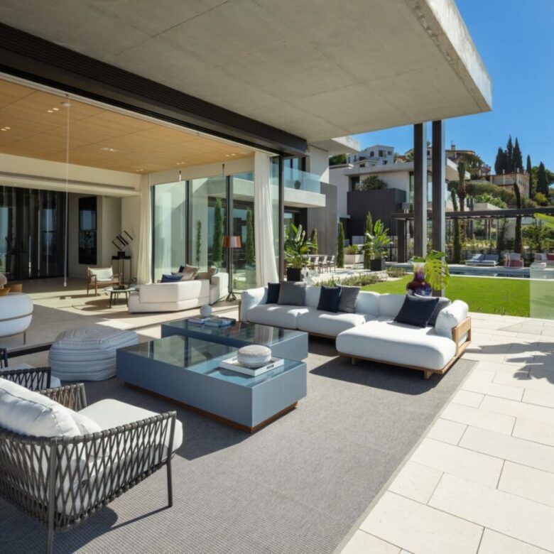 GATED • TURNKEY • MODERN SEA VIEW LUXURY VILLA FOR SALE ✨  🇪🇸 La Quinta, Benahavís