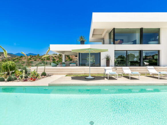 LA QUINTA SEA & MOUNTAIN VILLA 🔥🌅 Ultimate Luxury Contemporary Masterpiece in Marbella’s Golf Valley!