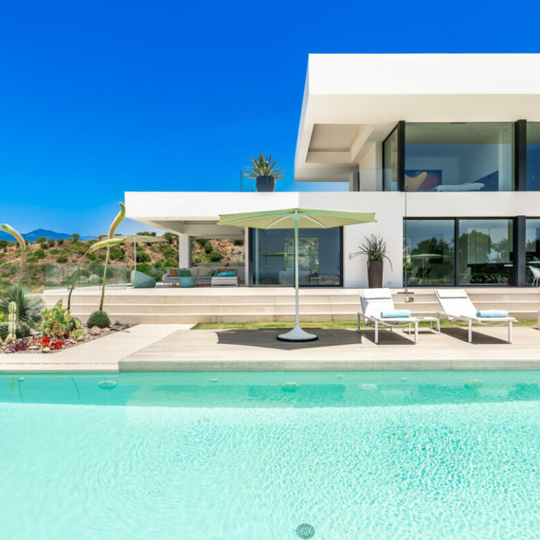 LA QUINTA SEA & MOUNTAIN VILLA 🔥🌅 Ultimate Luxury Contemporary Masterpiece in Marbella’s Golf Valley!