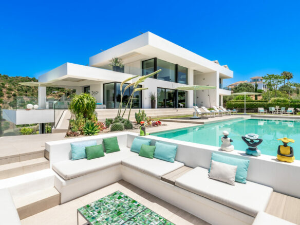 LA QUINTA SEA & MOUNTAIN VILLA 🔥🌅 Ultimate Luxury Contemporary Masterpiece in Marbella’s Golf Valley!