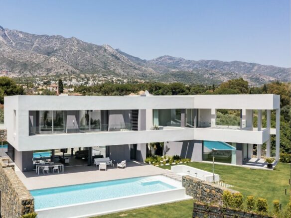  Turnkey Luxury Villa For Sale – Golden Mile, Marbella Spain! ✨🇪🇸