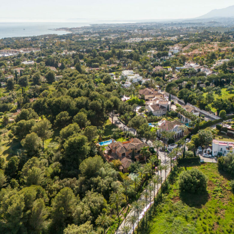 FOR SALE 🌟🏡 Andalusian Masterpiece on Marbella’s Golden Mile