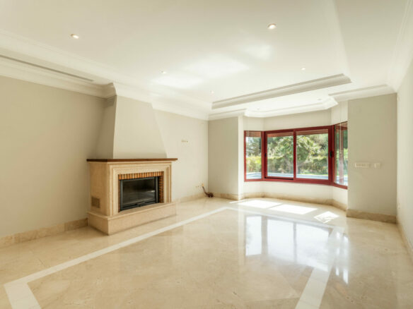 FOR SALE 🌟🏡 Andalusian Masterpiece on Marbella’s Golden Mile