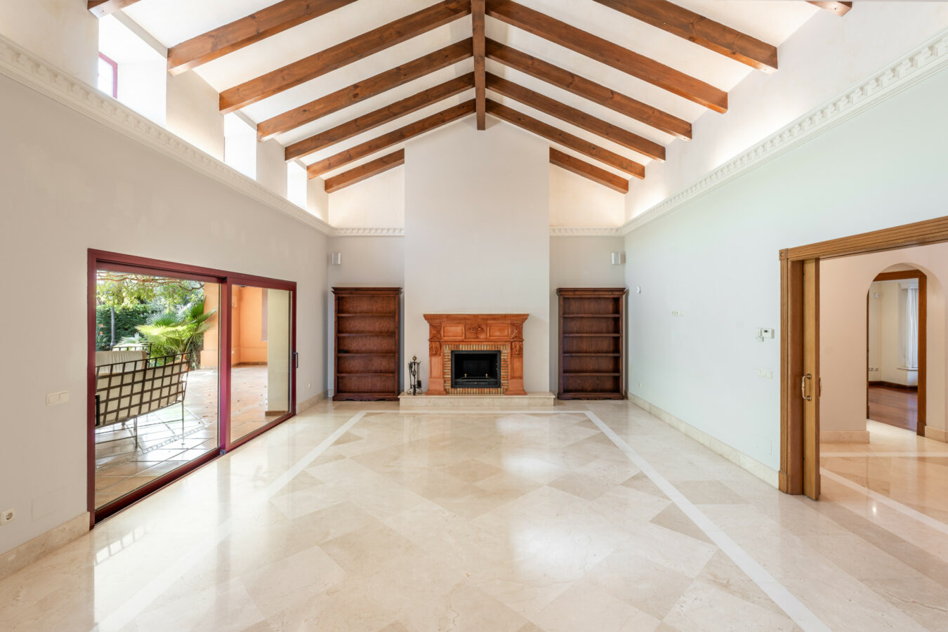 b68ff7f1-5471-43f7-b7d6-38dee93f7c0c (1) FOR SALE 🌟🏡 Andalusian Masterpiece on Marbella’s Golden Mile