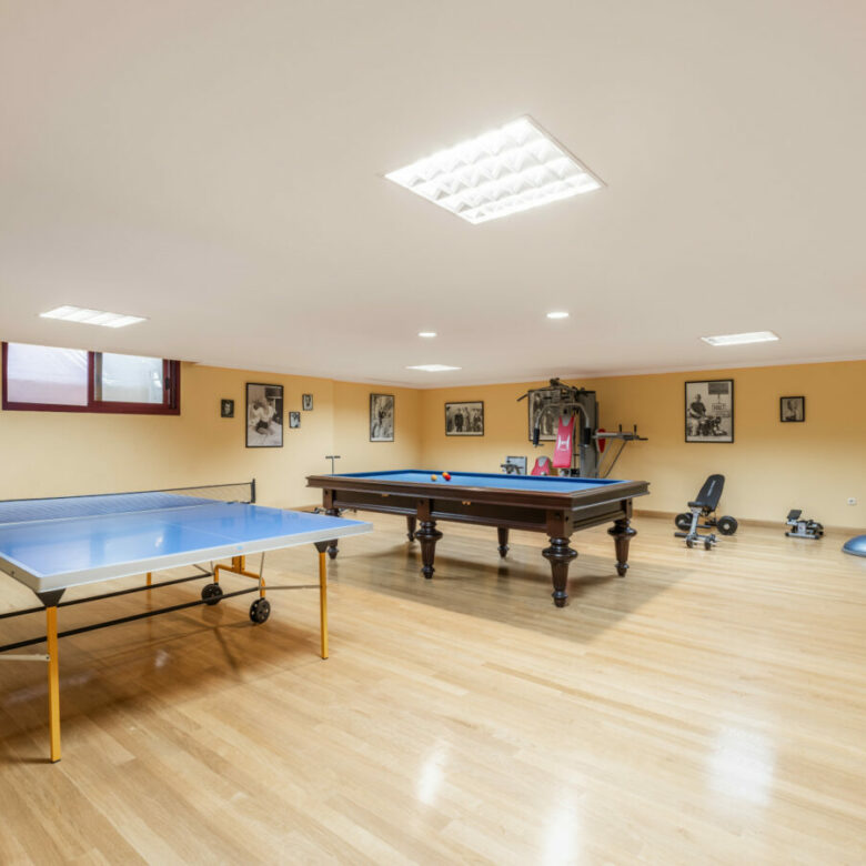 FOR SALE 🌟🏡 Andalusian Masterpiece on Marbella’s Golden Mile