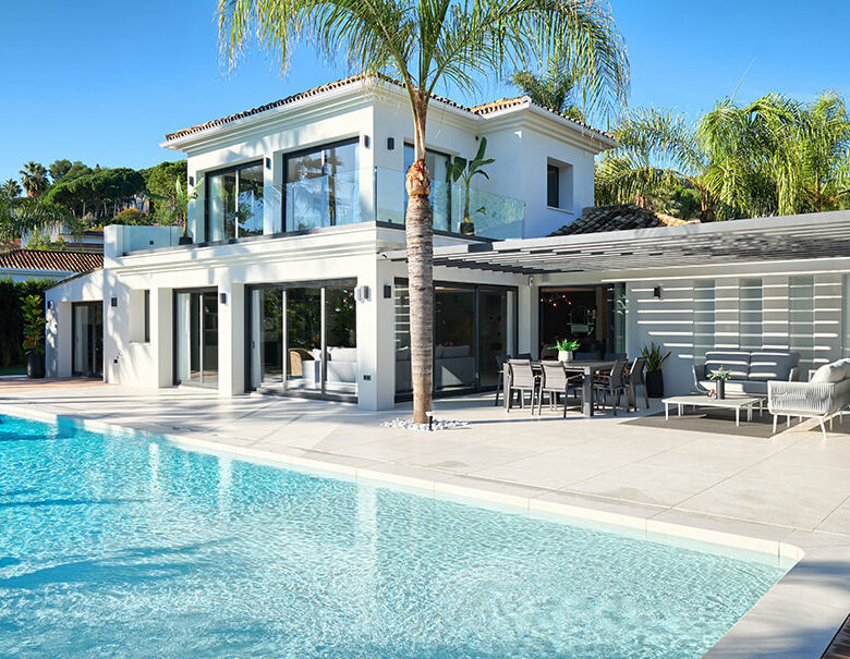 FOR SALE –  Luxury Villa  – Turnkey Scandinavian-Style in Las Brisas Marbella 🇪🇸