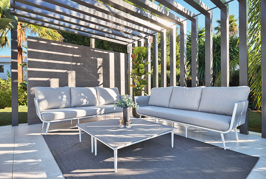 FOR SALE –  Luxury Villa  – Turnkey Scandinavian-Style in Las Brisas Marbella 🇪🇸