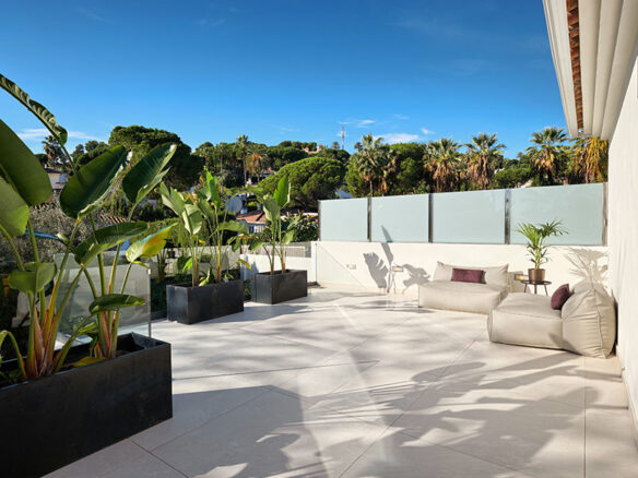 FOR SALE –  Luxury Villa  – Turnkey Scandinavian-Style in Las Brisas Marbella 🇪🇸